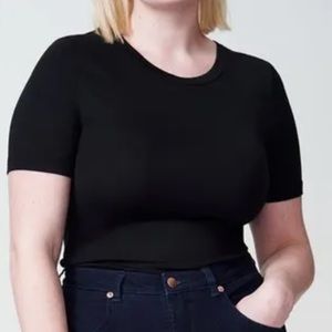 Universal Standard Foundation Crew Neck Black XS